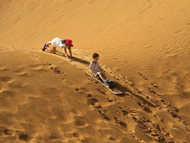 How far is the Desert From Dubai Airport
