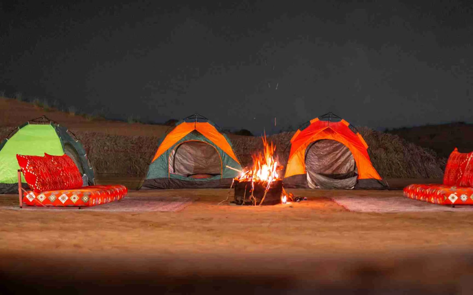 Can you sleep in the desert?