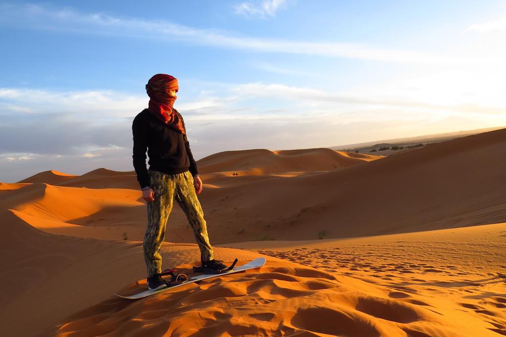 Morning Desert Safari and Sandboarding Tour